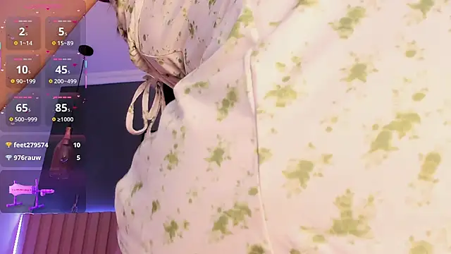 Annie  2 online show from March 27, 8:26 am