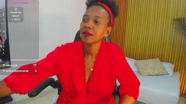 coral15  online show from October 4, 3:23 am