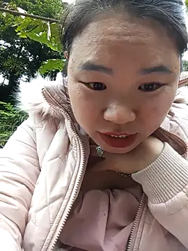 may-squirl online show from November 20, 2:01 am