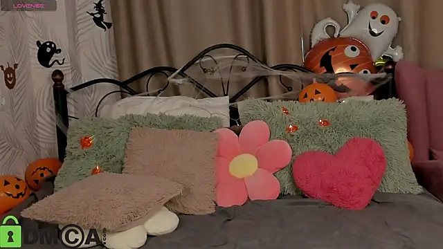 Agnes Passero online show from October 26, 8:43 am