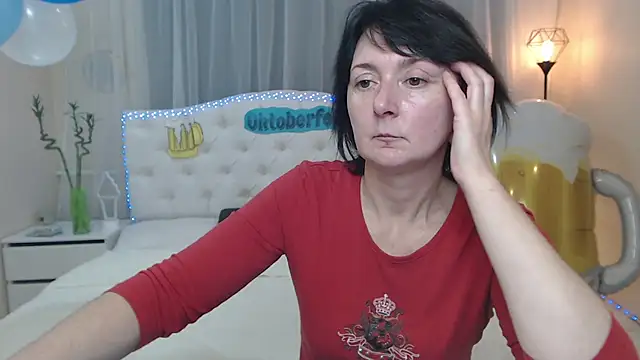 Snapshot of VivianGuchih chatting on September 20, 6:01 am VivianGuchih online show from September 20, 6:01 am