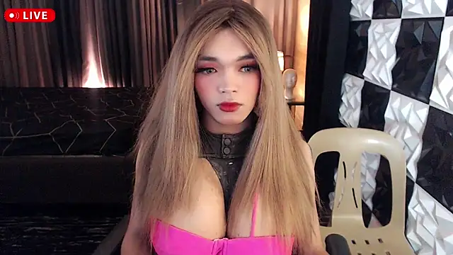 BigCockKharlaTS online show from October 12, 1:52 am