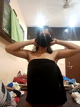 Hott Pihu online show from September 12, 5:53 pm