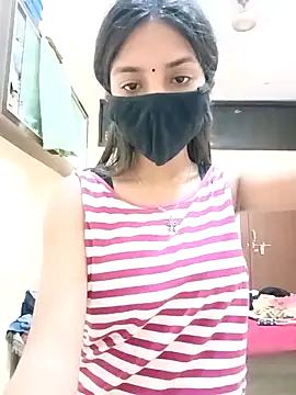 Hotty Muskaan online show from September 18, 10:25 am