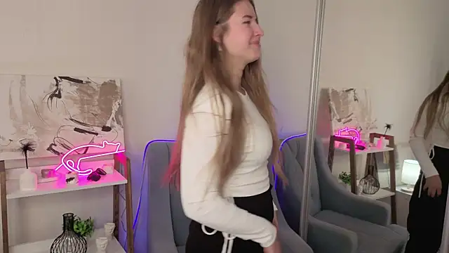 JenLottie online show from September 9, 1:44 pm