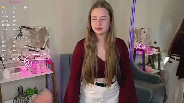 JenLottie online show from September 17, 2:15 pm