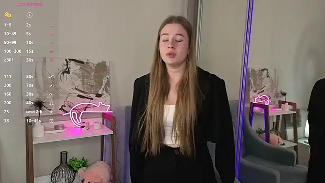 JenLottie online show from October 2, 2:00 pm