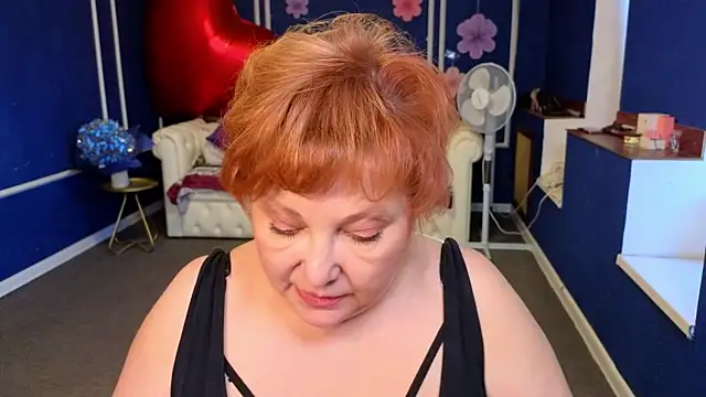 Kira Kenett online show from May 19, 3:13 am