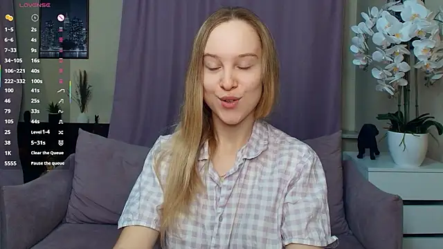 SoonMoor online show from March 10, 7:18 pm