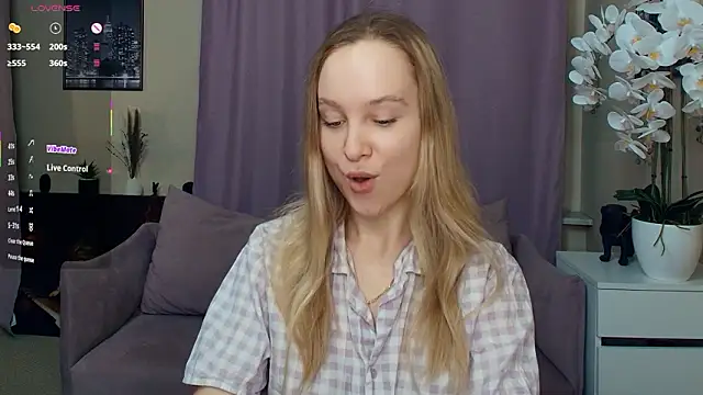 SoonMoor online show from March 4, 7:31 pm