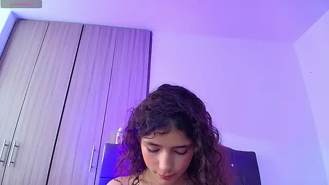 Snapshot of Ruby_Whispers chatting on September 10, 1:44 pm Ruby Whispers online show from September 10, 1:44 pm