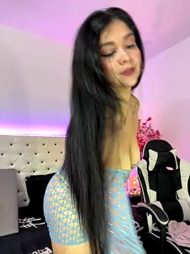 Mariana Montes online show from November 19, 8:20 pm