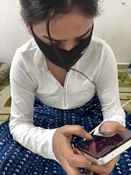 Sex Queen aaraya online show from April 9, 1:27 pm