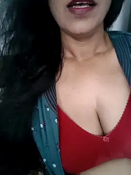 Deepa Sharma143 online show from April 27, 1:46 am