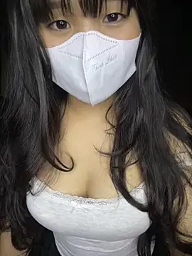 Thu-xinh003 online show from October 3, 3:17 pm