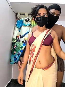 Family02 online show from April 3, 6:28 pm