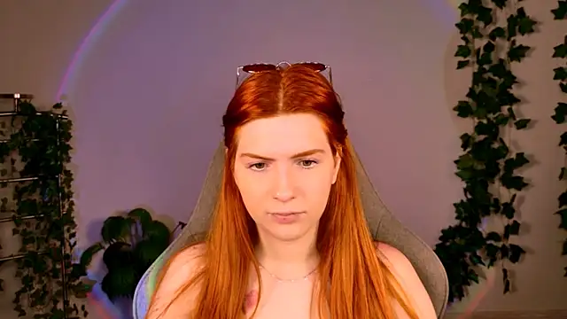 AliceCUNTach online show from May 9, 5:31 am