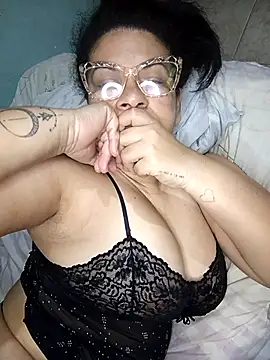 gitanadeluxe online show from September 16, 1:08 pm