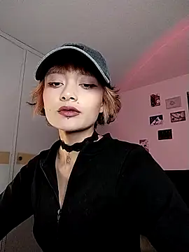 Snapshot of Kleo_X chatting on September 12, 8:38 pm Kleo X online show from September 12, 8:38 pm