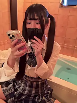 mayuchan12345 online show from September 14, 8:01 am