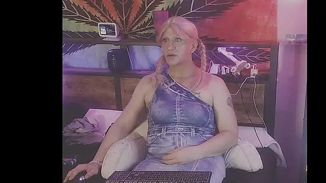 mistismoker online show from April 7, 2:46 am