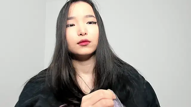 Soyun Mia online show from May 22, 1:31 pm