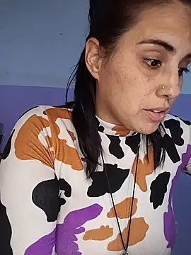kariciasecreta online show from May 18, 3:16 am