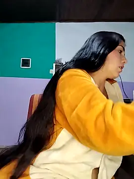 kariciasecreta online show from April 28, 9:35 am