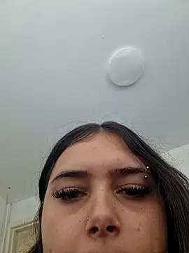 KatieLace online show from September 13, 11:29 am