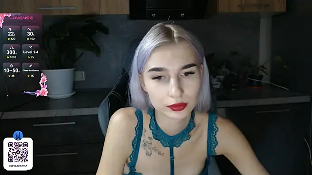 DevilishKayla online show from September 27, 3:19 pm
