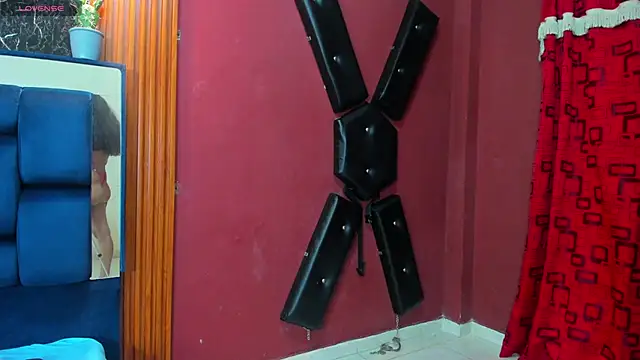 JisooLuv online show from October 9, 8:13 pm