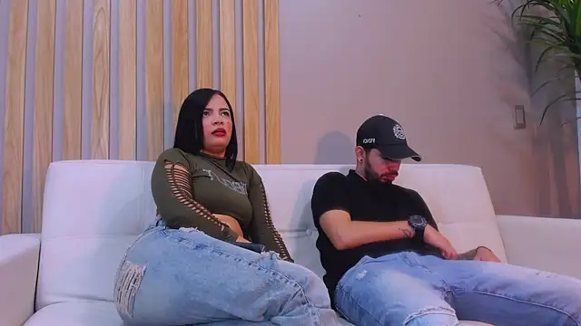 aronandluna online show from October 18, 3:26 pm