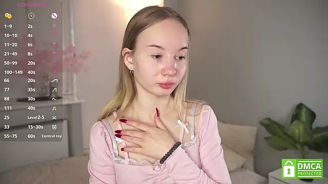 KristinLiesman online show from October 1, 12:43 pm