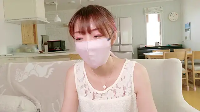 Snapshot of SUZU_1201 chatting on September 20, 1:05 am SUZU 1201 online show from September 20, 1:05 am