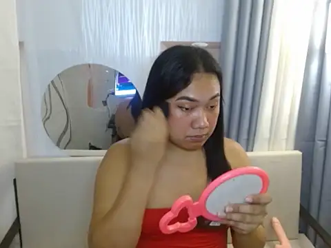 TsUncutKaren online show from November 6, 5:41 pm