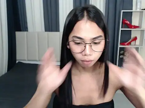 PetiteAsianYuki online show from November 14, 10:21 pm