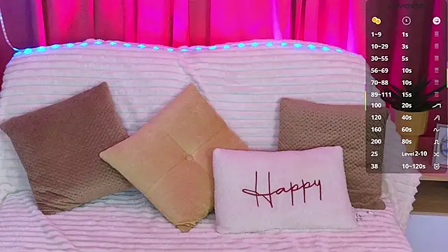 JuliaPowers  online show from October 16, 12:30 pm