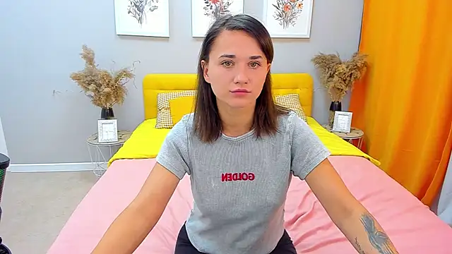 VivienSquare online show from September 9, 6:46 am