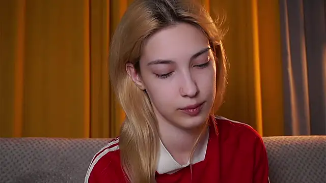 AngelicRice online show from March 27, 1:23 pm