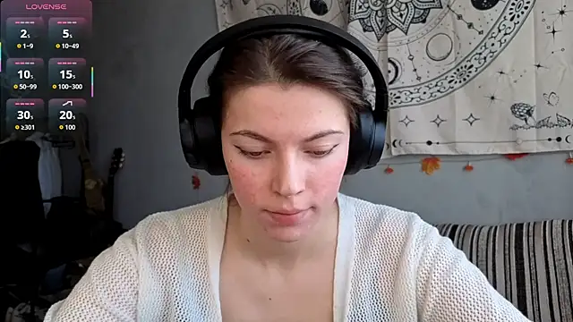 CutieAnny online show from November 12, 5:16 am