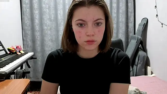 CutieAnny online show from May 14, 8:25 pm