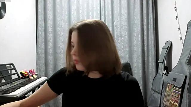 CutieAnny online show from May 13, 8:14 pm