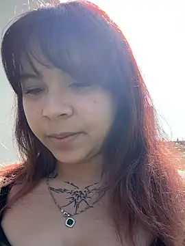 YumiLux online show from April 6, 12:39 pm