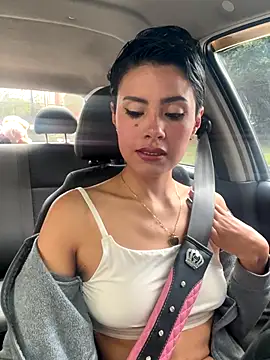 BellaHaddid online show from September 22, 2:48 pm