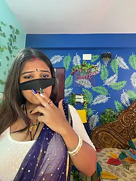 V-Hot-Sweti online show from March 11, 6:32 pm