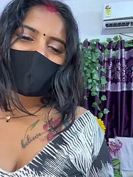 V-Hot-Sweti online show from October 10, 6:35 pm