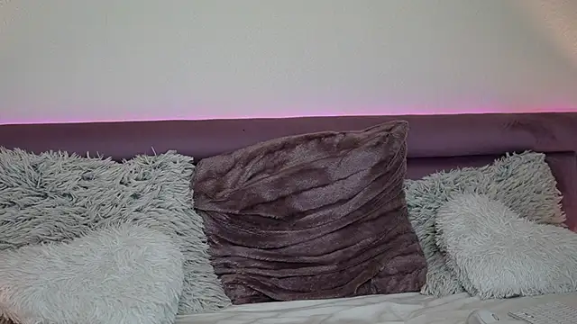 MichelleHalo online show from September 24, 5:56 pm