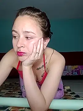 Snapshot of Tatii-Bunny chatting on September 17, 4:10 am Tatii-Bunny online show from September 17, 4:10 am