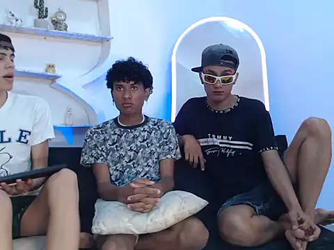 YOUNGS GUYS online show from September 8, 7:24 pm