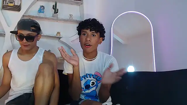 YOUNGS GUYS online show from September 15, 7:54 pm